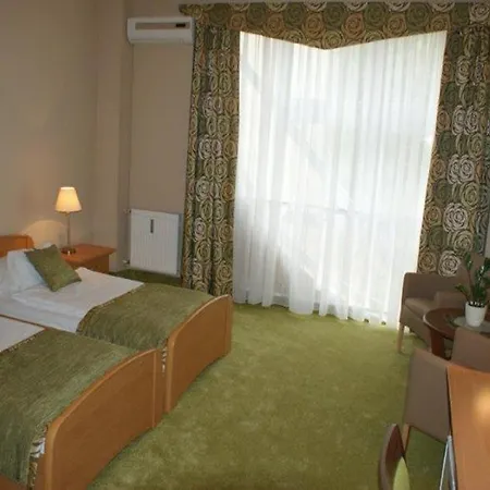 Szálloda Borhotel 3*
